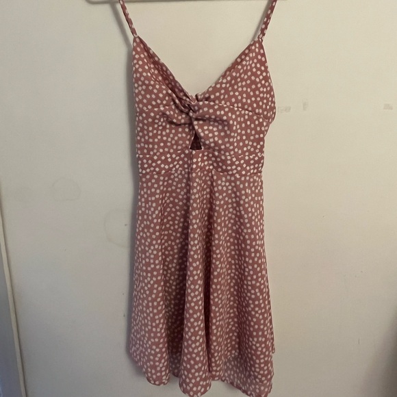 Tight on top and flowey at the bottom pink with white flowers - Picture 1 of 2